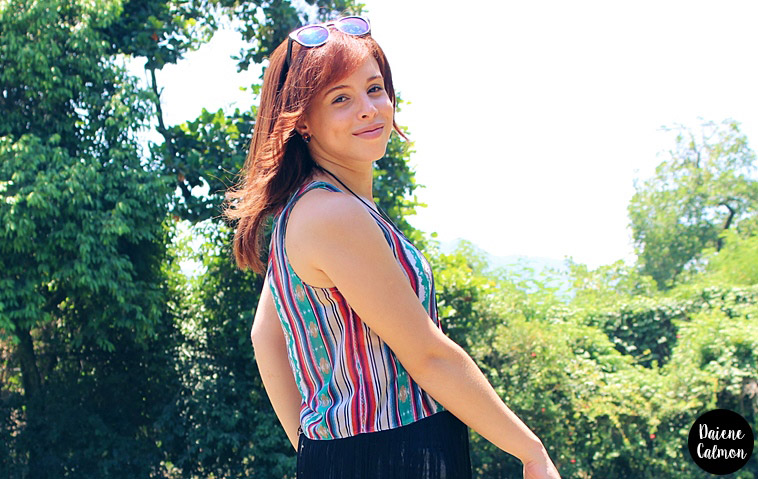 Look da Dai: Blusa com franjas, short jeans e botinha